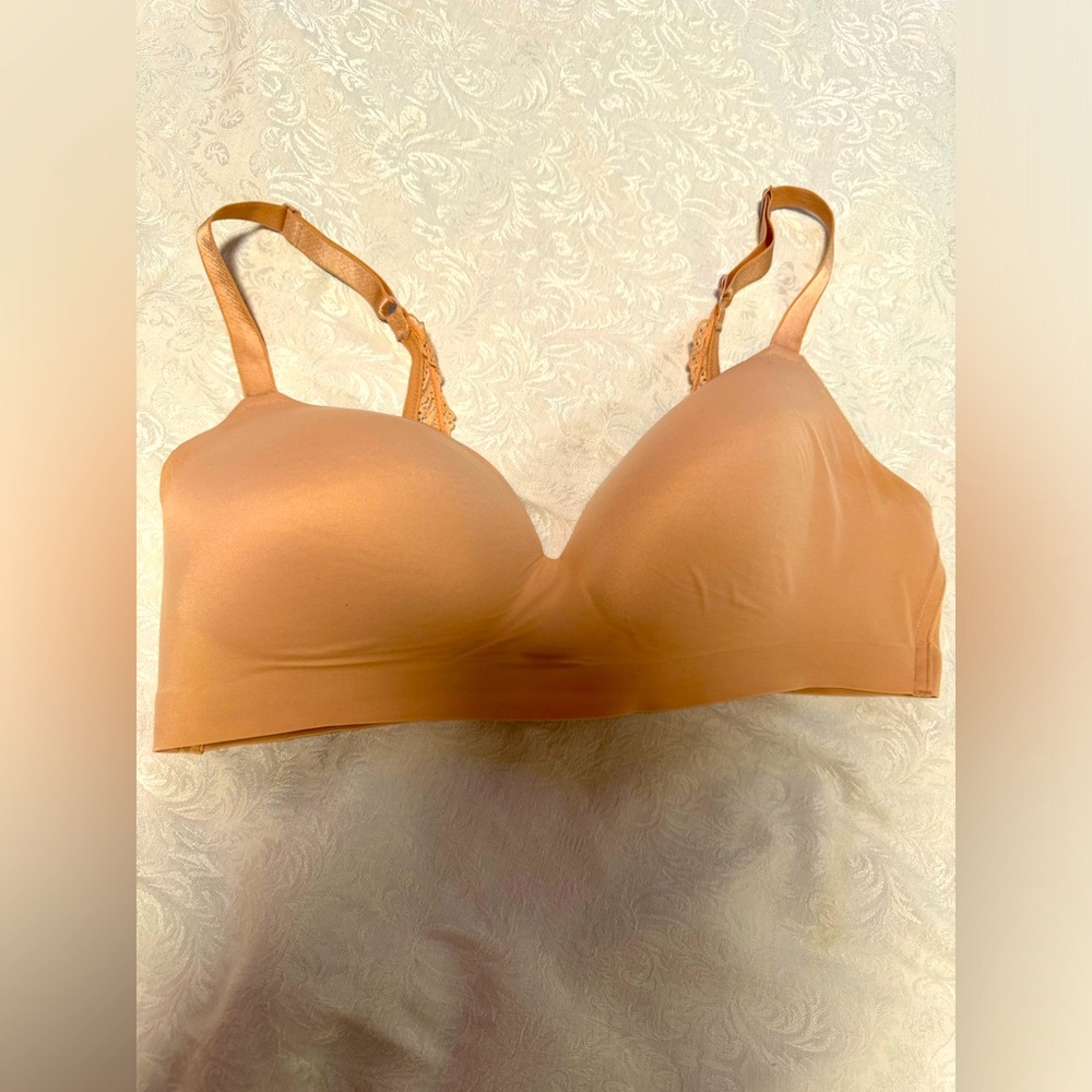 SOMA Tan Neutral Enbliss Luxe Wireless Lace J Hook Bra Womens Sz 40D